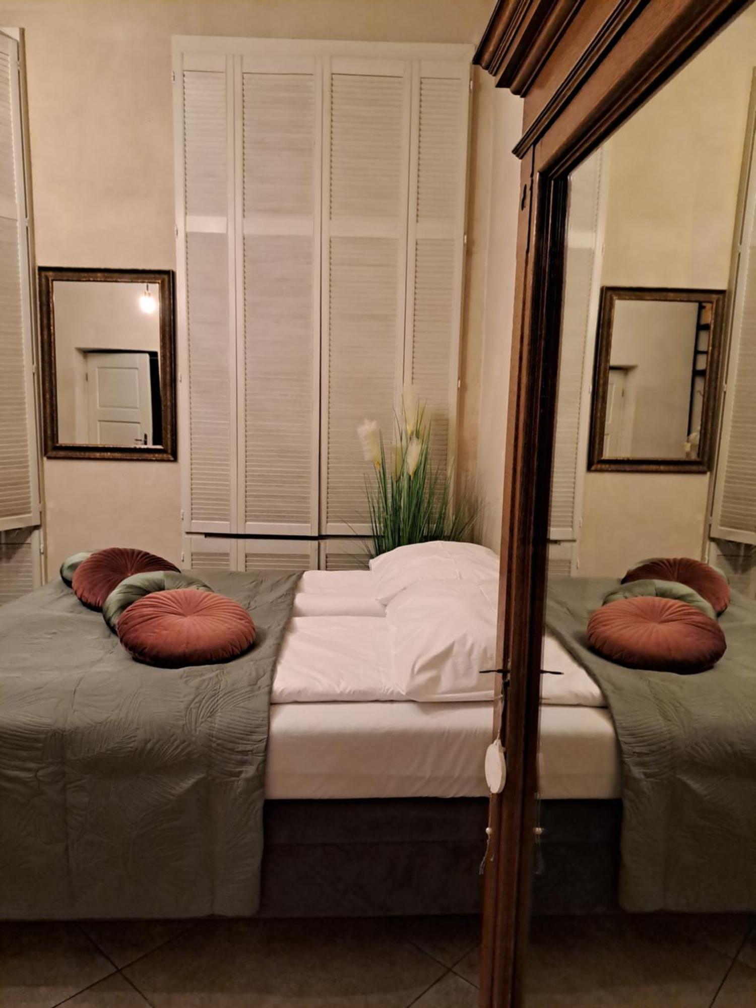 Pokoje Na Starowce Appartement Zamość Buitenkant foto