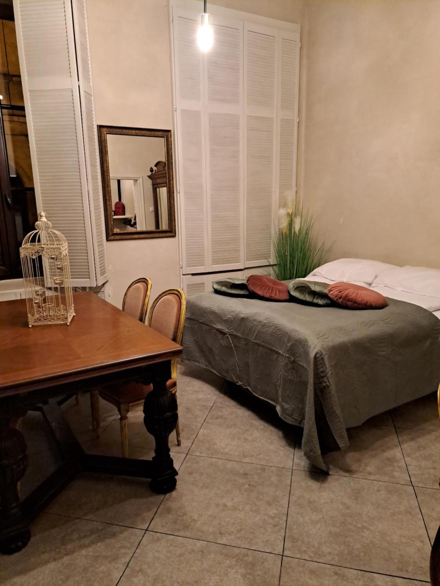 Pokoje Na Starowce Appartement Zamość Buitenkant foto
