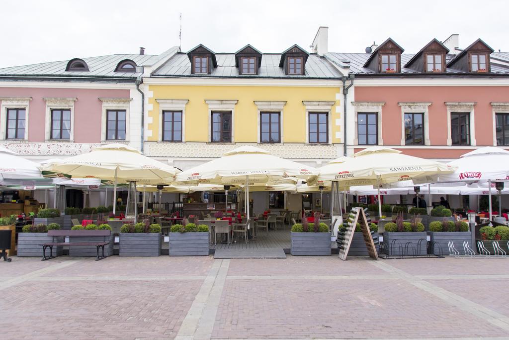 Pokoje Na Starowce Appartement Zamość Buitenkant foto